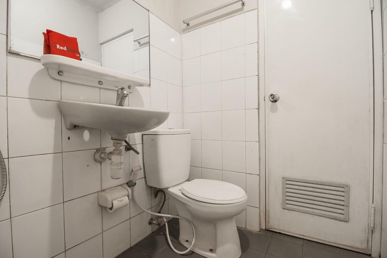 Yehezkiel Hotel Lembang Mitra Reddoorz מראה חיצוני תמונה